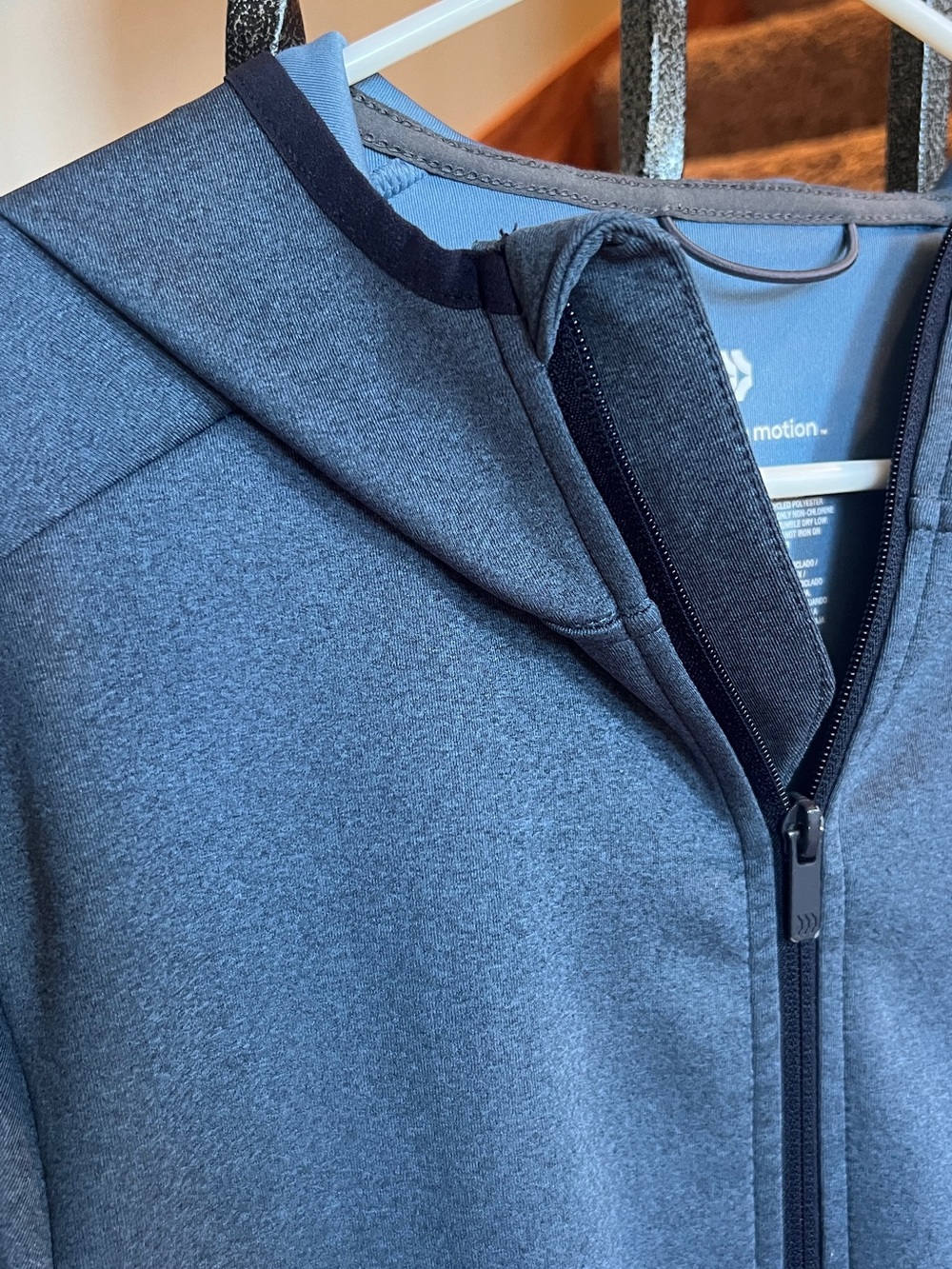 all in motion Men's Dark Blue Full-Zip Hooded Jacket - Picture 6 of 7
